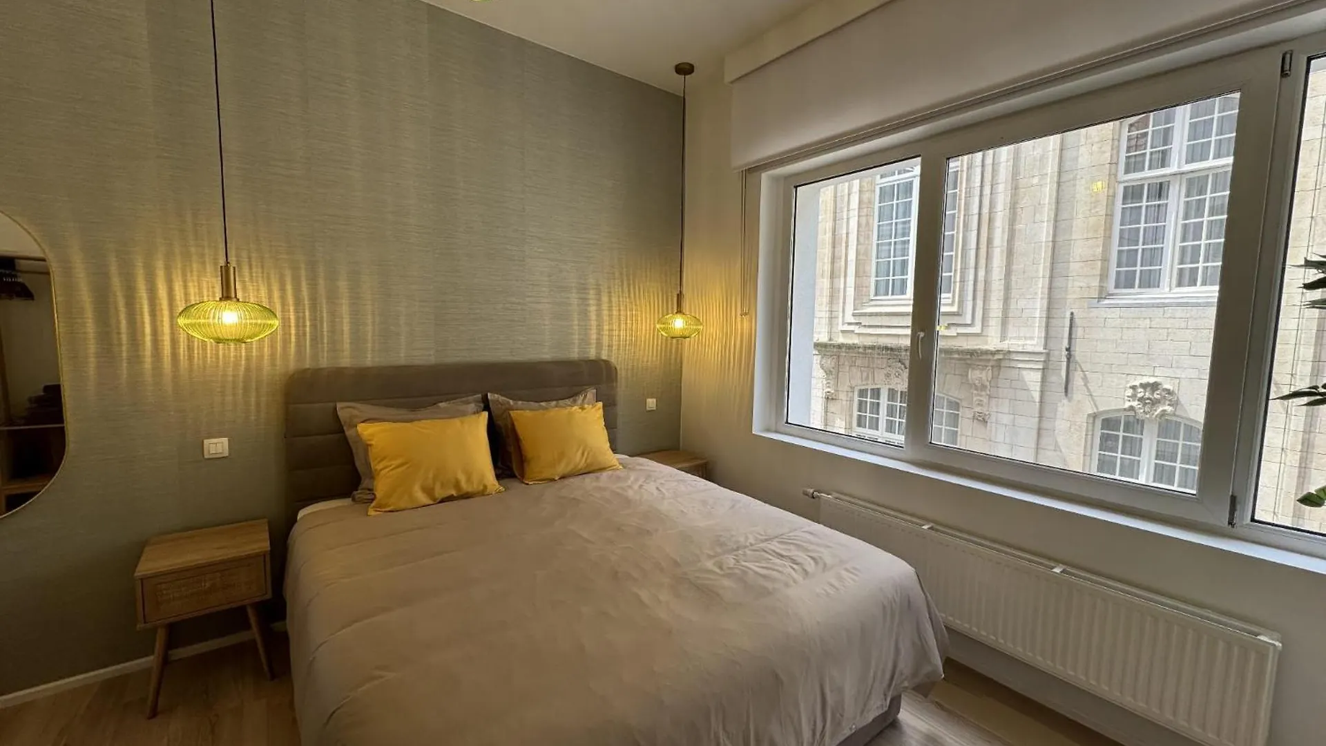Luxury Suits Royal By Rikas Hotels Antwerp Apartment